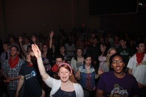 big-break worshipping students